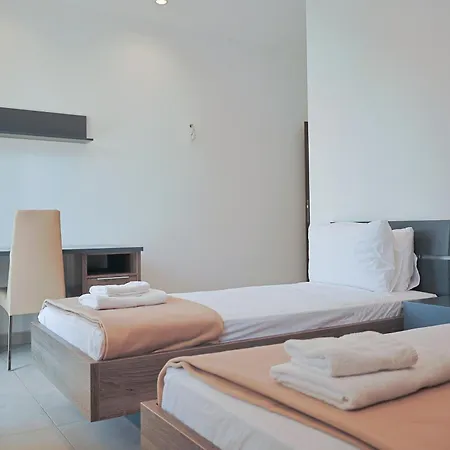 Three Bedroom With Countryside Views In * Sannat
